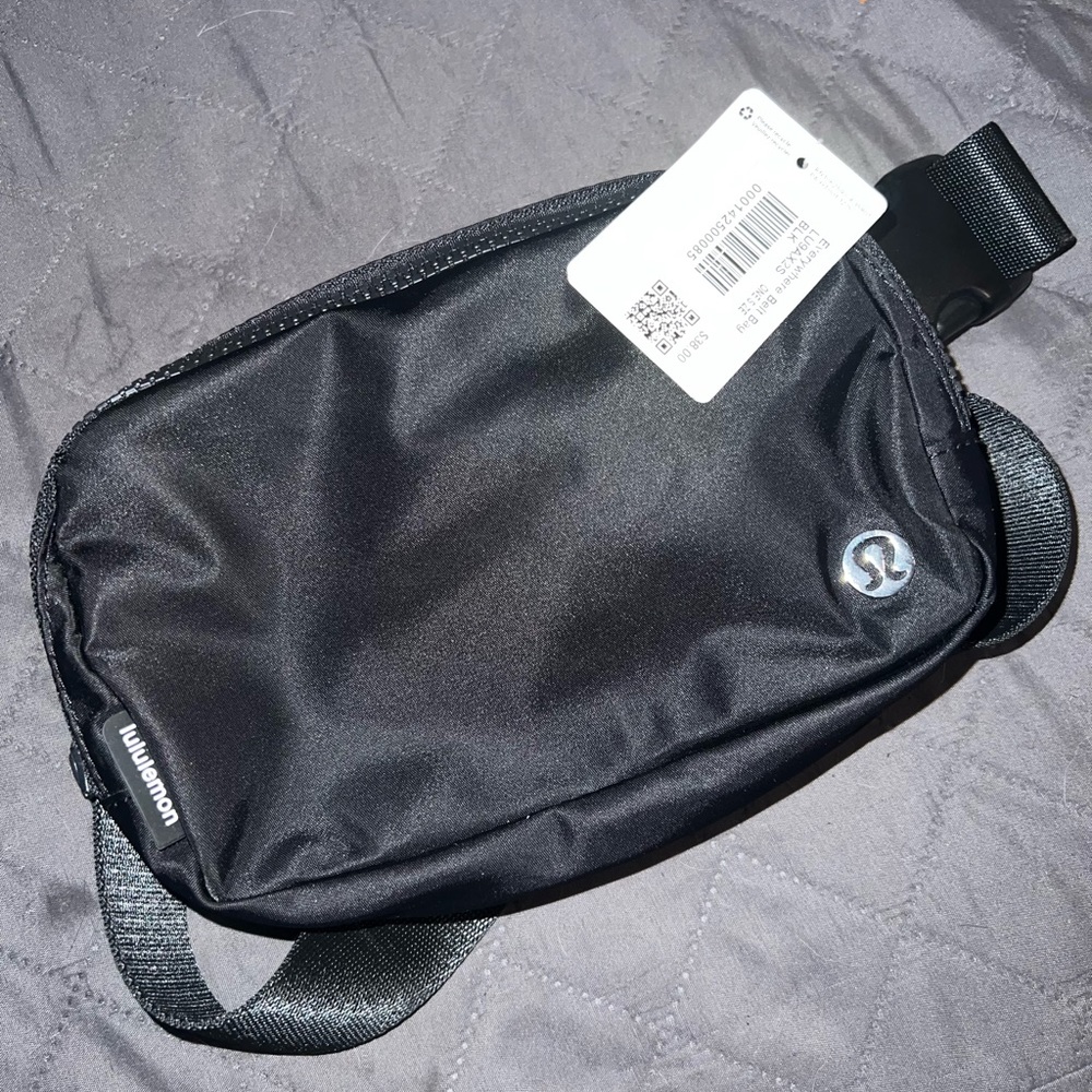 Lululemon belt bag